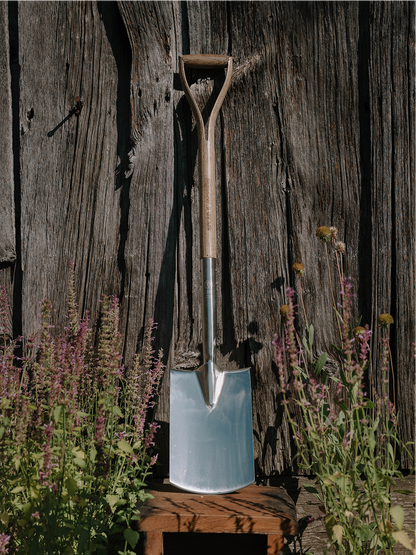 Digging Spade